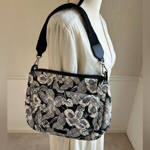 Vera Bradley Black White Floral Quilted Crossbody Bag Shoulder Purse Zip Top